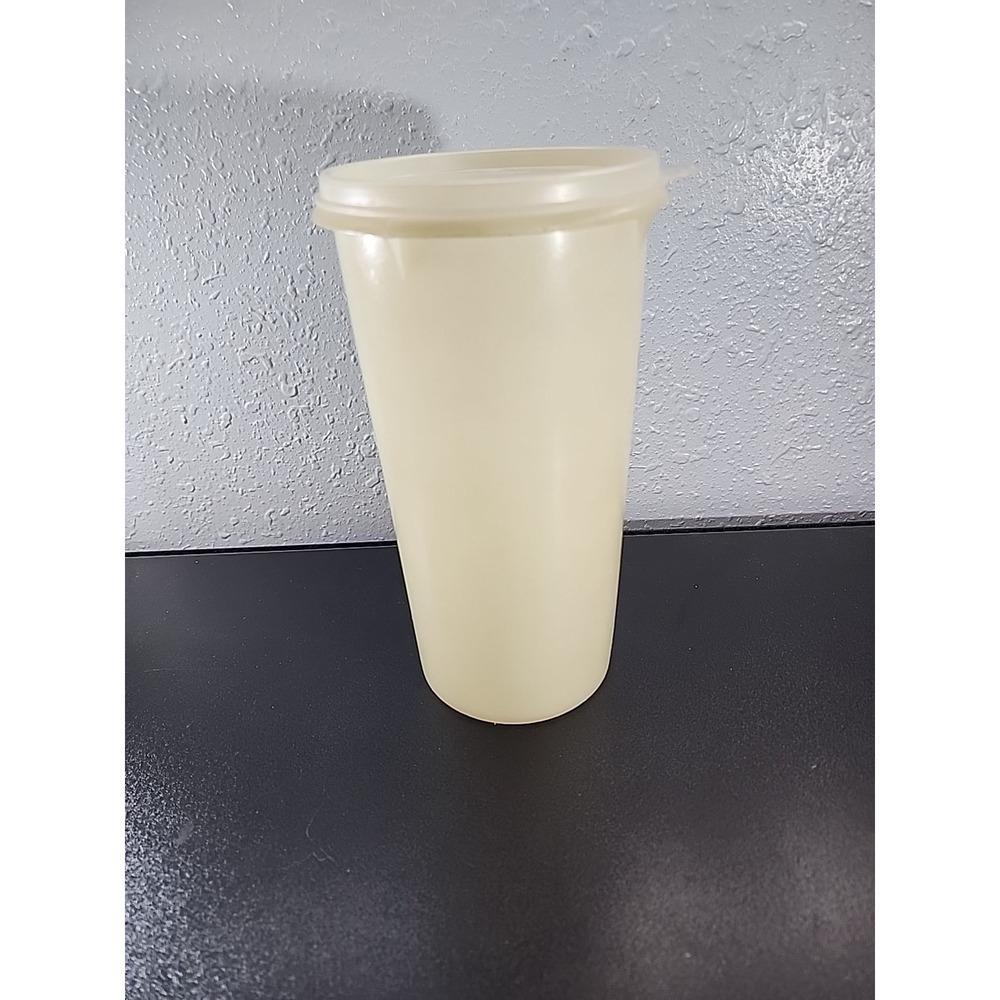 Vintage Tupperware Millionaire Line 261 2 Canister Container with Lid